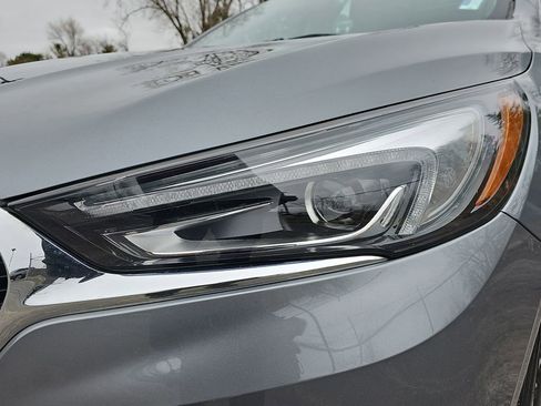 Used 2020 Buick Enclave Essence w/ Sound and Sites Package image 38