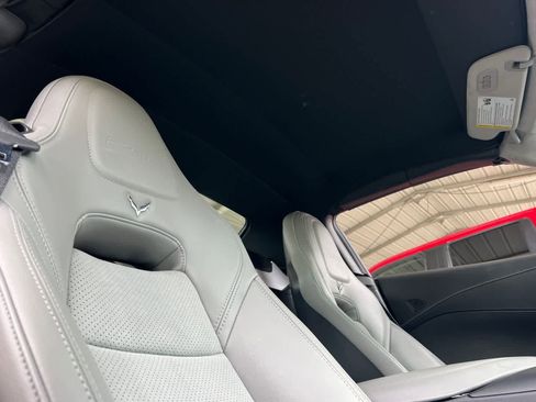 Used 2018 Chevrolet Corvette Z06 RWD image 18