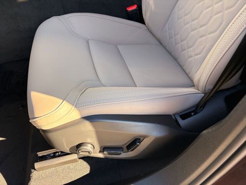 New 2026 Volvo XC60 B5 Core w/ Climate Package image 13