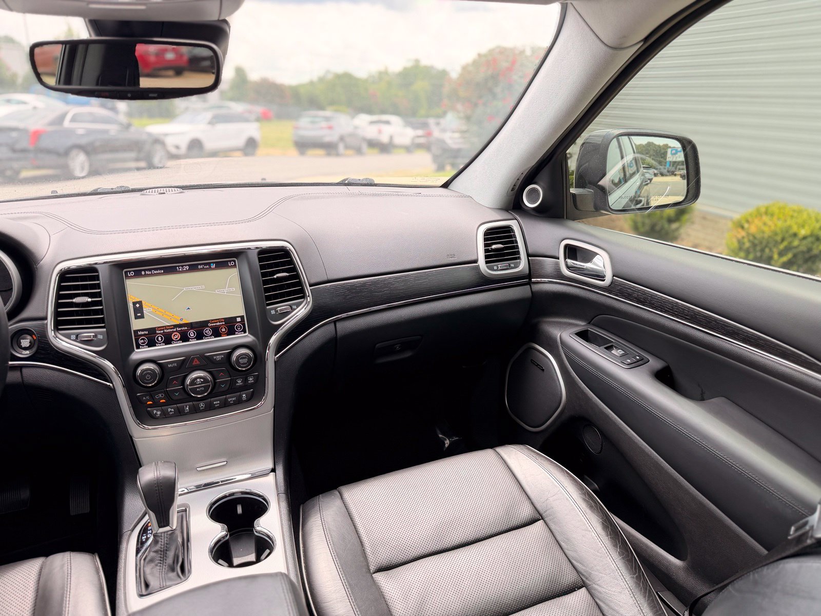 Used 2018 Jeep Grand Cherokee Summit w/ Platinum Series Group AWD/4WD image 42