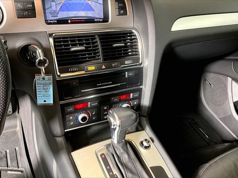 Used 2014 Audi Q7 3.0T S line Prestige w/ S Line Package image 25