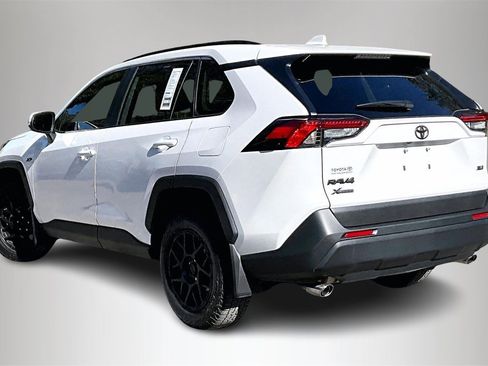 Used 2025 Toyota RAV4 XLE image 4