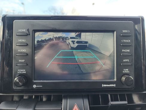 Certified 2022 Toyota RAV4 LE image 17