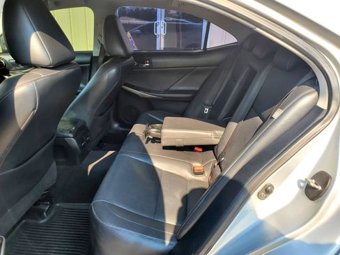 Used 2016 Lexus IS 200t RWD image 16