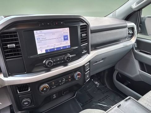 Used 2023 Ford F150 XLT RWD image 24