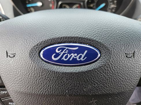 Used 2017 Ford Escape Titanium image 27