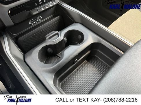 Used 2025 RAM 1500 Big Horn AWD/4WD image 40