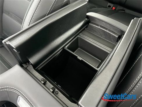 Used 2025 Mercedes-Benz GLE 53 AMG 4MATIC Coupe image 34