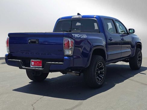 Used 2023 Toyota Tacoma TRD Sport w/ Technology Package AWD/4WD image 3