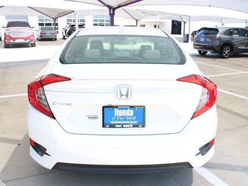 Used 2016 Honda Civic EX-T image 4