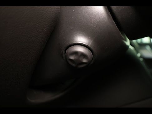 Used 2023 Cadillac XT5 Premium Luxury w/ LPO, Floor Liner Package AWD/4WD image 33