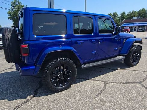 Used 2020 Jeep Wrangler Unlimited Sahara AWD/4WD image 19