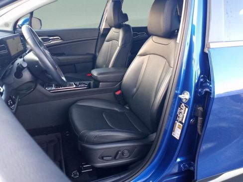 Used 2024 Kia Sportage EX image 24