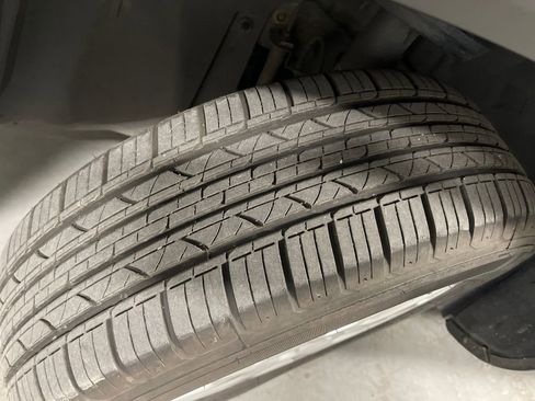 Used 2023 Jeep Renegade Latitude image 34