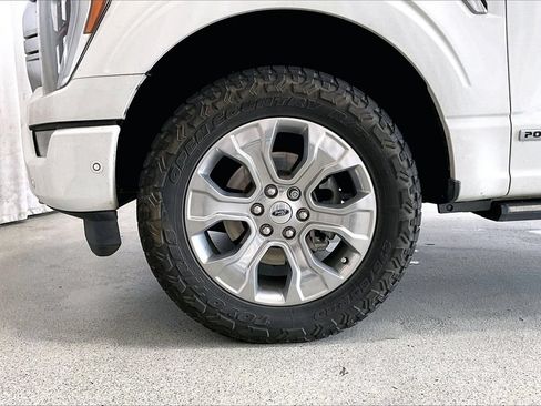 Used 2021 Ford F150 Platinum w/ Equipment Group 701A High AWD/4WD image 6