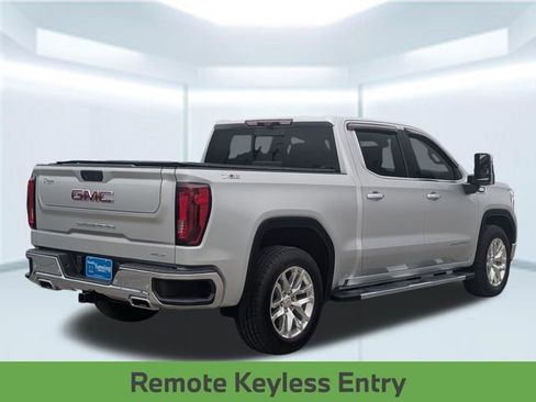 Used 2021 GMC Sierra 1500 SLT w/ SLT Premium Plus Package AWD/4WD image 6