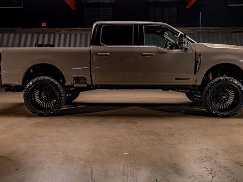 Used 2026 Ford F250 King Ranch w/ Chrome Package image 11