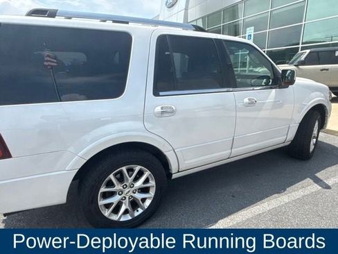 Used 2017 Ford Expedition Limited w/ Equipment Group 301A AWD/4WD image 25