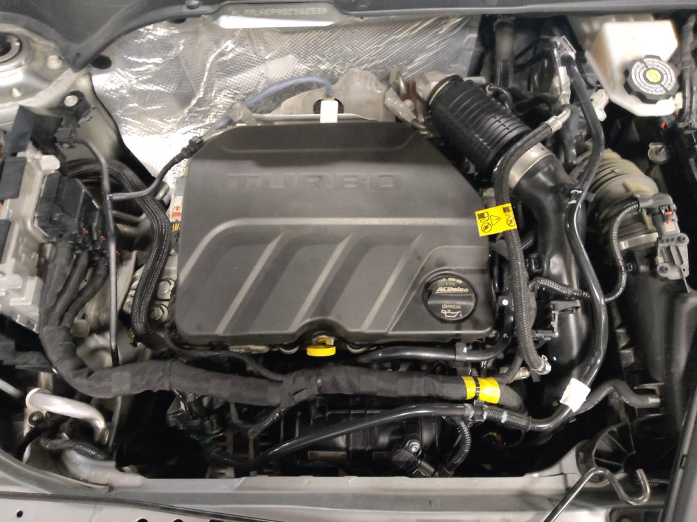 Used 2025 Chevrolet Trax LT FWD image 30