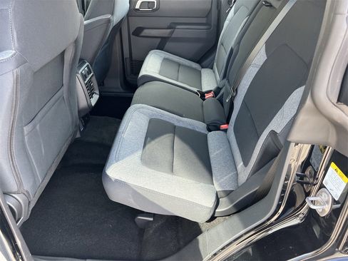 New 2025 Ford Bronco 4-Door image 17