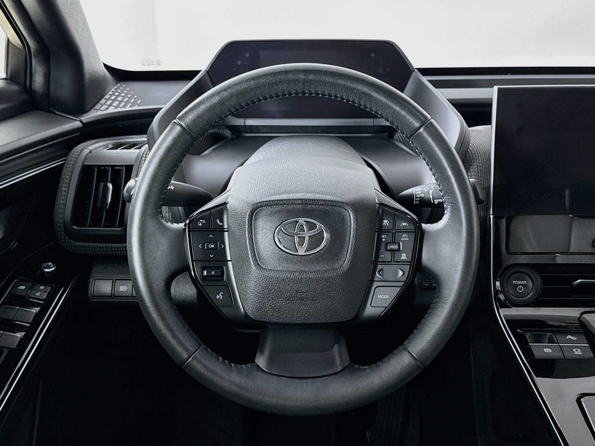 Certified 2023 Toyota bZ4X AWD w/ Weather Package image 4