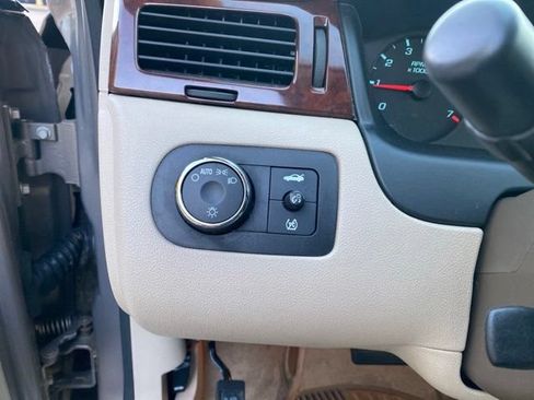 Used 2006 Chevrolet Impala LS FWD image 19