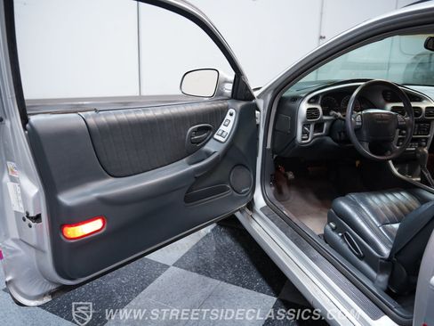 Used 2000 Pontiac Grand Prix GTP w/ Opt Pkg FWD image 28