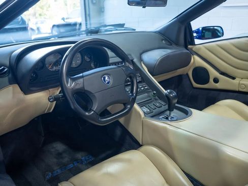 Used 1997 Lamborghini Diablo VT image 2