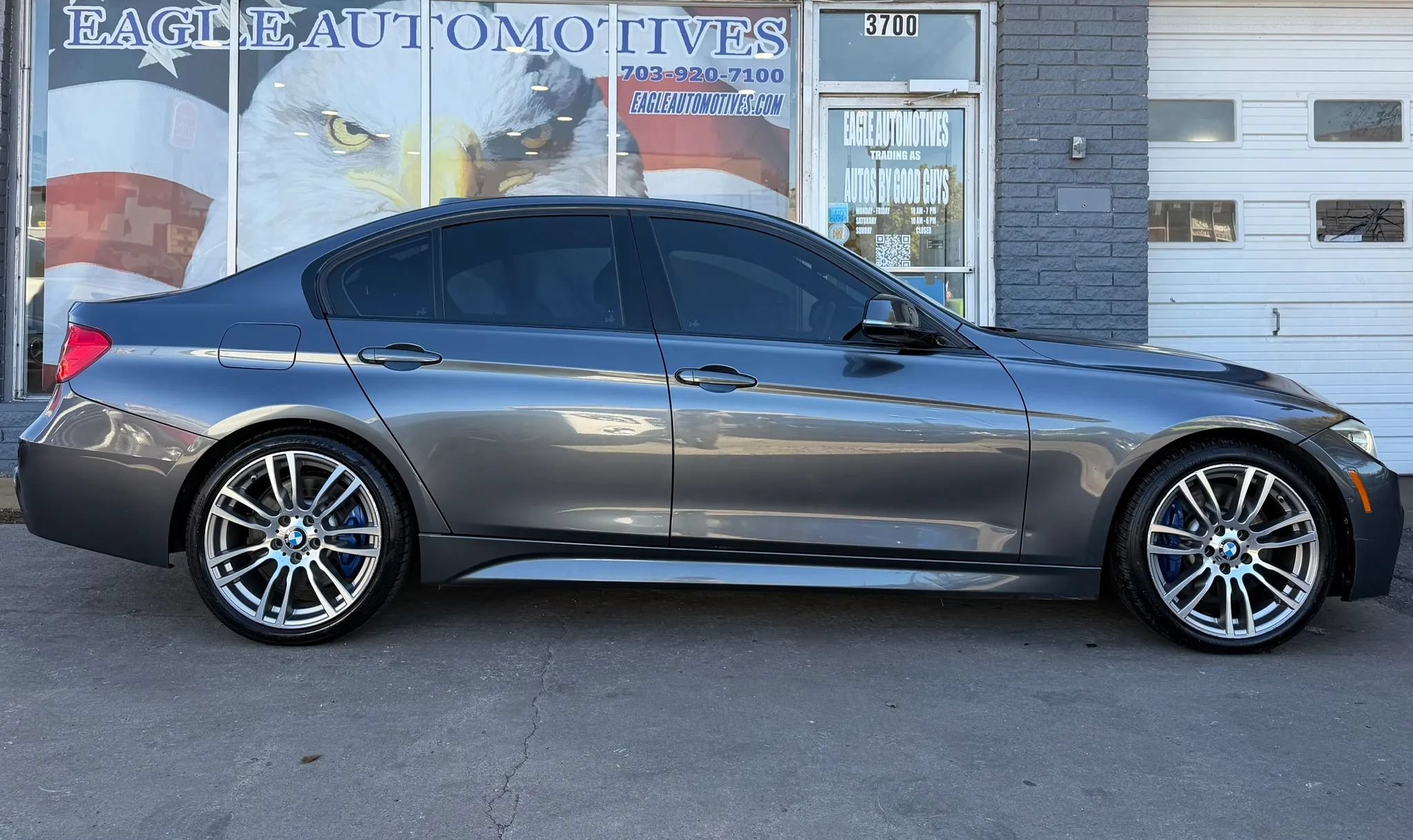 Used 2014 BMW 335i Sedan RWD image 2