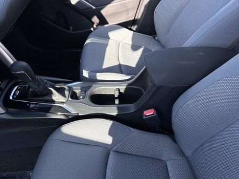 Used 2024 Toyota Corolla Cross Nightshade image 15