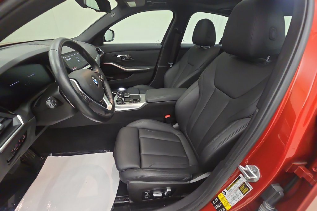 Used 2021 BMW 330i xDrive Sedan w/ Premium Package AWD/4WD image 13