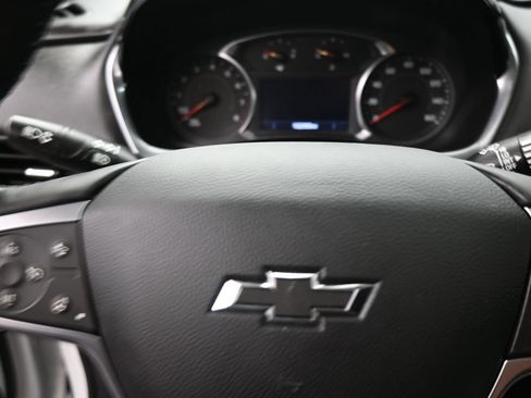 Used 2023 Chevrolet Traverse RS AWD/4WD image 17