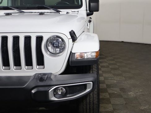 Used 2021 Jeep Wrangler Unlimited Sahara image 11