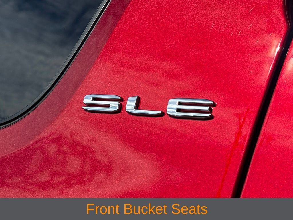 Used 2023 GMC Acadia SLE FWD image 9