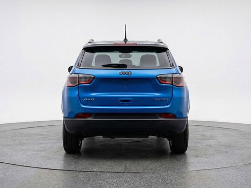 Used 2025 Jeep Compass Limited image 6