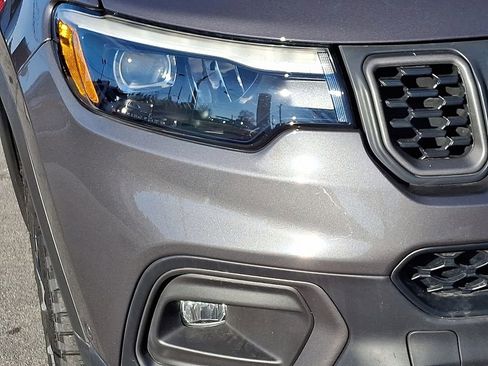 Used 2024 Jeep Compass Trailhawk w/ Trailhawk Elite Group image 12