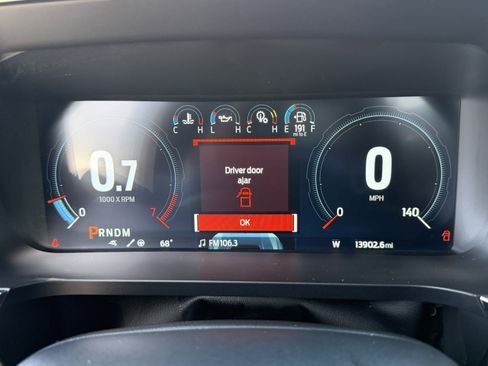 Certified 2022 Ford F150 Raptor w/ Raptor 37 Performance Package AWD/4WD image 15