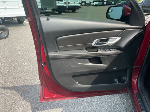 Used 2011 GMC Terrain SLE w/ Convenience Package FWD image 10