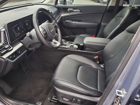 Used 2023 Kia Sportage EX image 13
