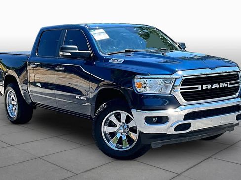 Used 2019 RAM 1500 Big Horn AWD/4WD image 3