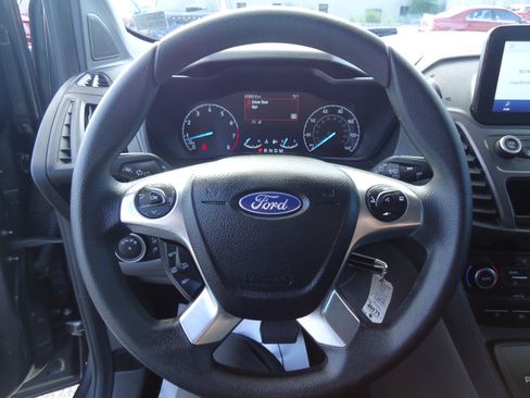 Used 2021 Ford Transit Connect XLT FWD image 13