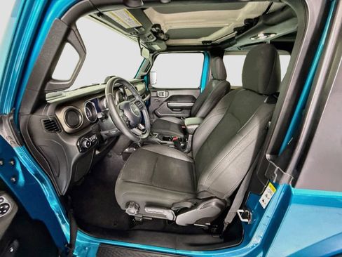 Used 2019 Jeep Wrangler Sport AWD/4WD image 19