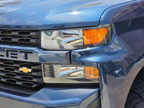 Used 2021 Chevrolet Silverado 1500 Custom AWD/4WD image 6