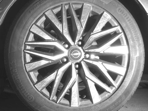 Used 2025 Nissan Altima 2.5 SV image 14