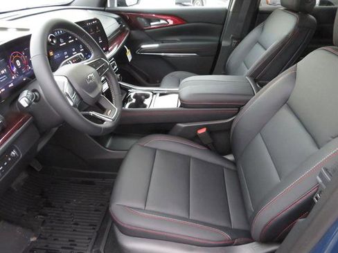 New 2026 Chevrolet Traverse Z71 w/ Driver Confidence Package image 15