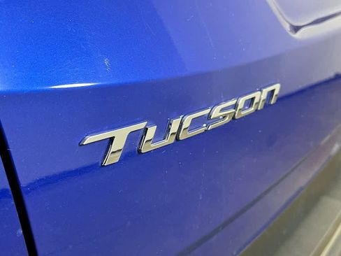 Used 2023 Hyundai Tucson SE image 7