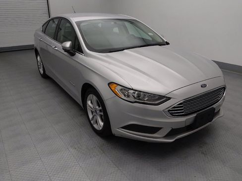 Used 2018 Ford Fusion S image 13