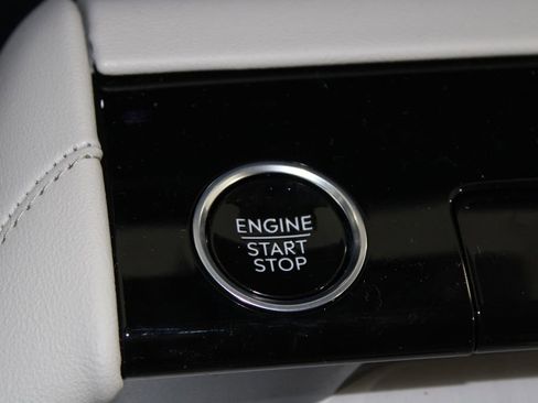 New 2026 Lincoln Navigator Reserve image 44