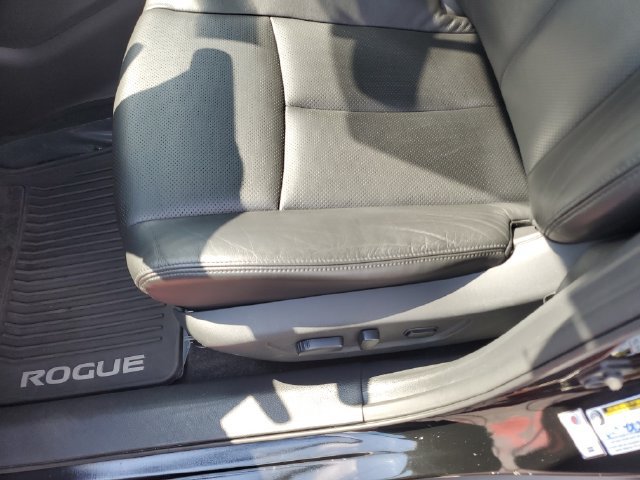 Used 2015 Nissan Rogue SL w/ SL Premium Package AWD/4WD image 18