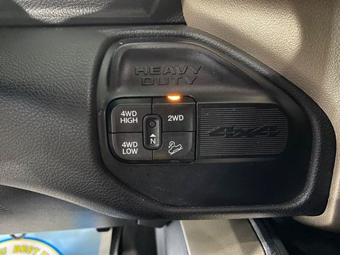 Used 2022 RAM 2500 Laramie AWD/4WD image 11